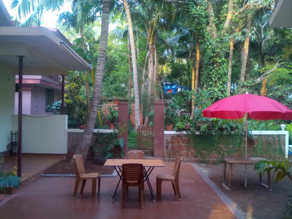 Ivory Coaste Hotel Kannur ภายนอก รูปภาพ