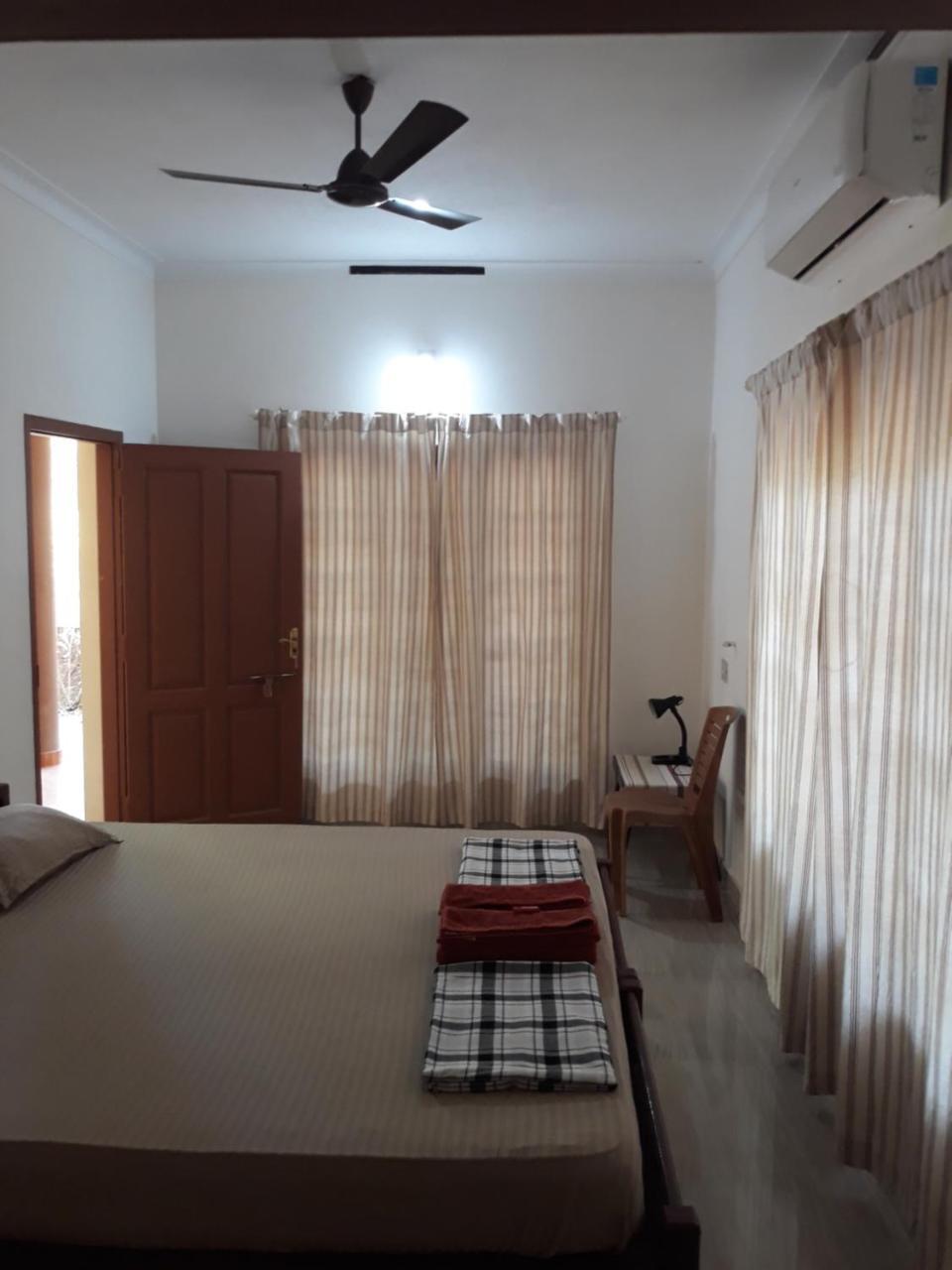 Ivory Coaste Hotel Kannur ภายนอก รูปภาพ
